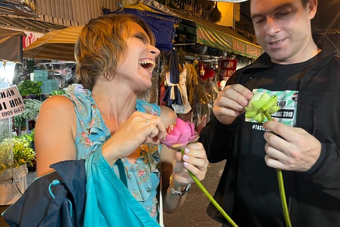 Traditional cuisines through the top local restaurants in Saigon - Stop 3: Ho Thị Kỷ Flower Market and the Wholesale Beat