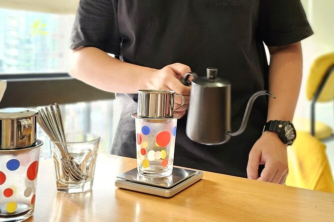 Vietnam Coffee Journey - Make extraordinary tasty coffee yourself - The Tasting Flight: Six Drinks and the Stories Behind Each Cup