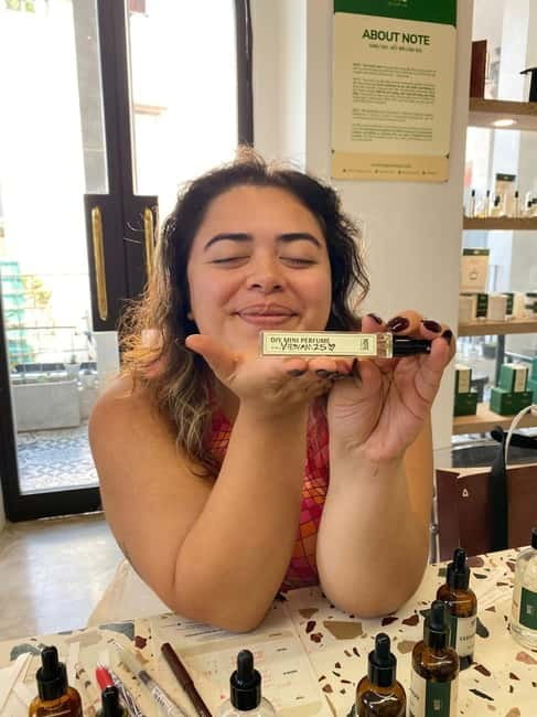 Vietnam: Perfume Making Workshop with Take-Home Bottle - Smelling lessons with 30 IFRA-certified fragrance options