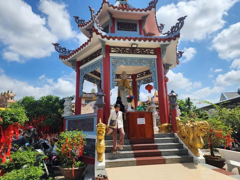 VIP Tour Authentic Mekong Delta & Local pagoda by SpeedBoat - Honey tea, bees, and plantation stories (plus optional snake/scorpion wine)