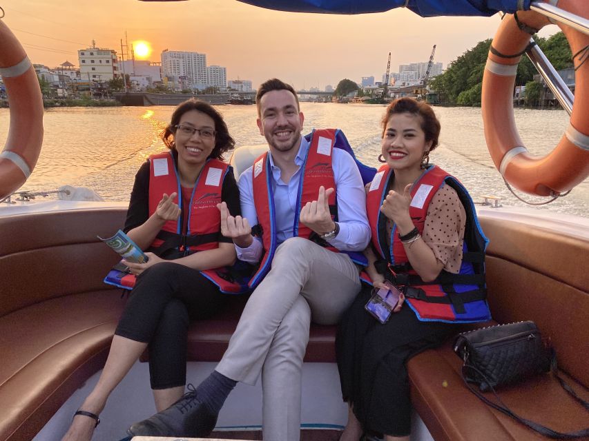 VIP Tour Enjoy Romantic Sunset by Speed Boat Free Cocktail - Key things to know before you go