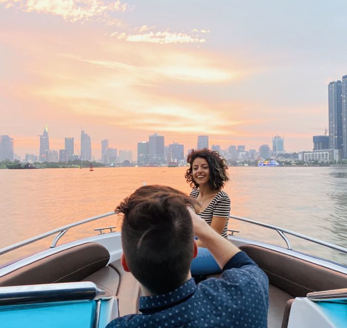 VIP Tour Enjoy Romantic Sunset by Speed Boat Free Cocktail - The sunset moment: when the sky turns into your photo time