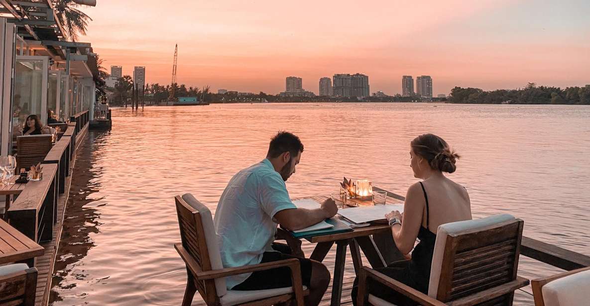 VIP Tour Enjoy Romantic Sunset by Speed Boat Free Cocktail - Timing and logistics: how the 4:15–7:00 rhythm works