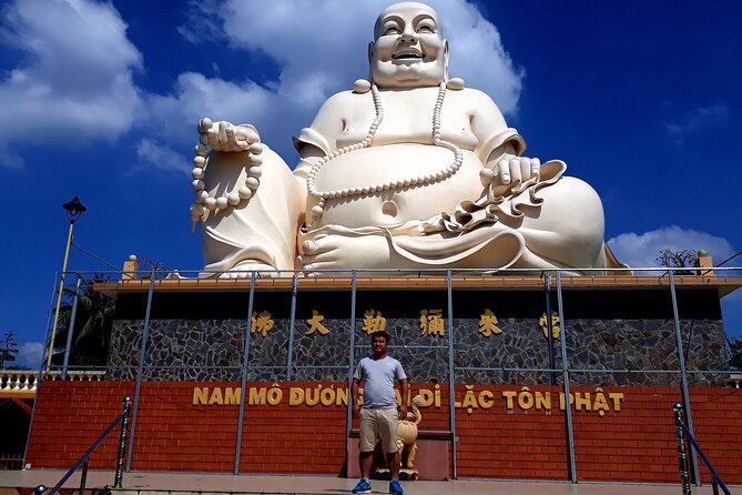 Vung Tau Beach Break One Day Private Tour - Bai Biển Vung Tàu beach time late in the day