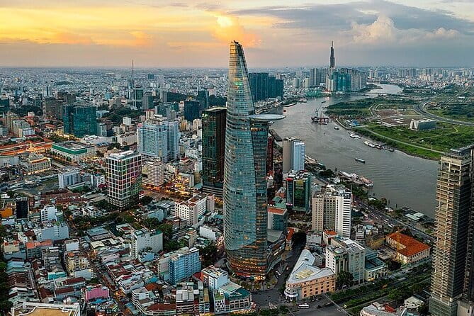 Water Puppet Show And Dinner Cruise On Saigon River Private Tour - Price and Value: How Much the Night Really Costs