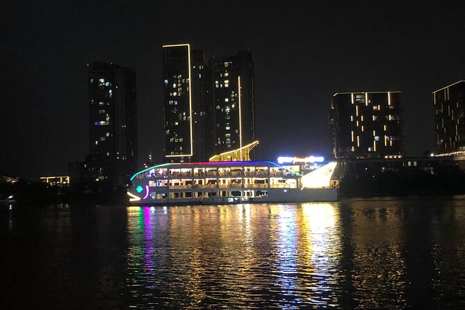 Water Puppet Show-Cyclo & Dinner On Cruise in Ho Chi Minh City - Small-Group Limit: Why It Changes the Experience
